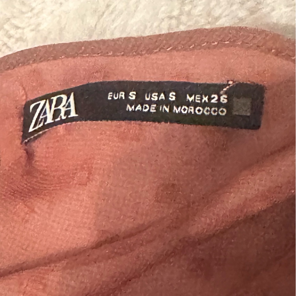 ZARA Swiss dot long sleeve blouse - Picture 3 of 3